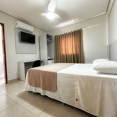 Hotel Milenio Ponte Nova Zewnętrze zdjęcie