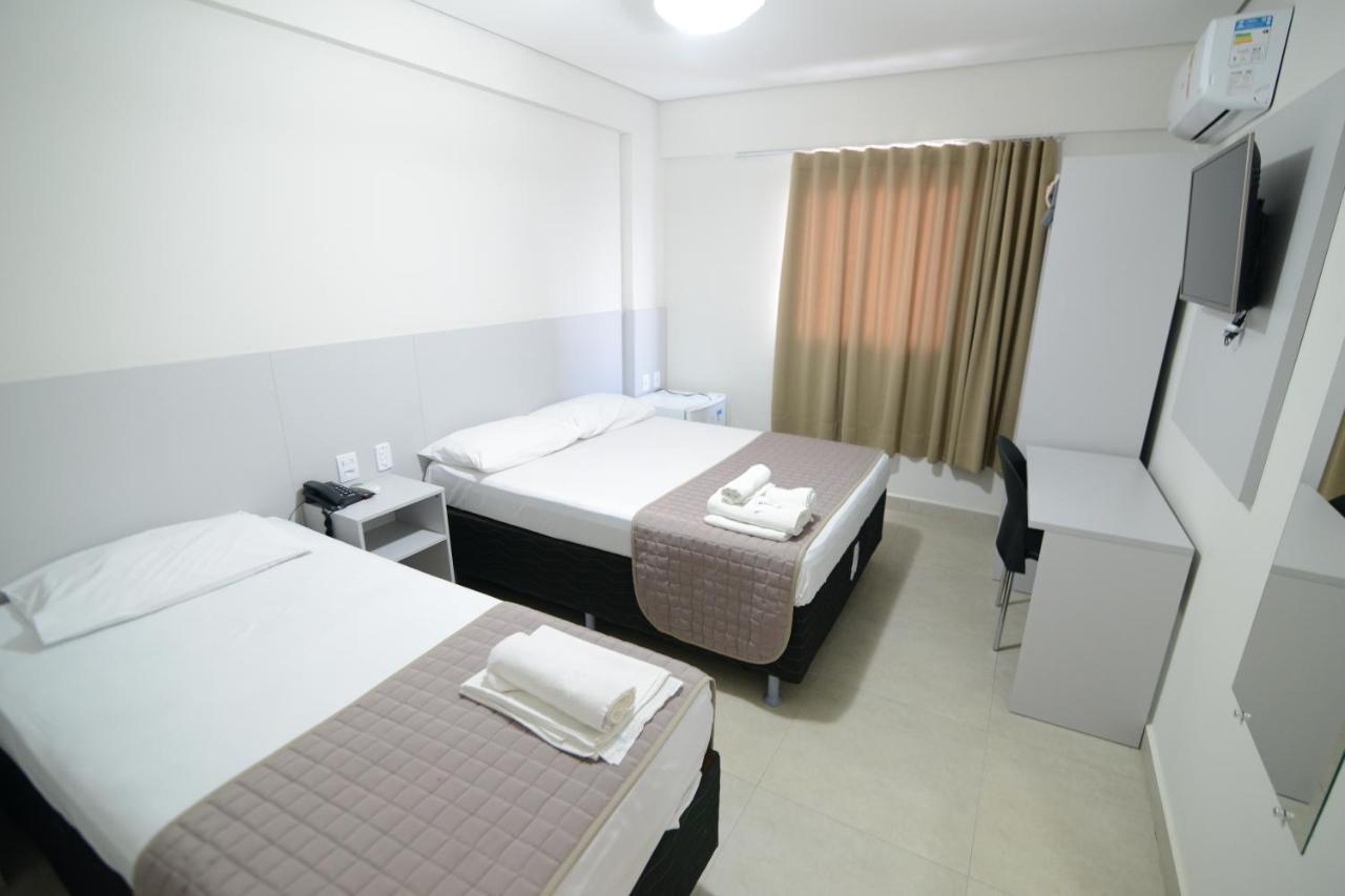 Hotel Milenio Ponte Nova Zewnętrze zdjęcie