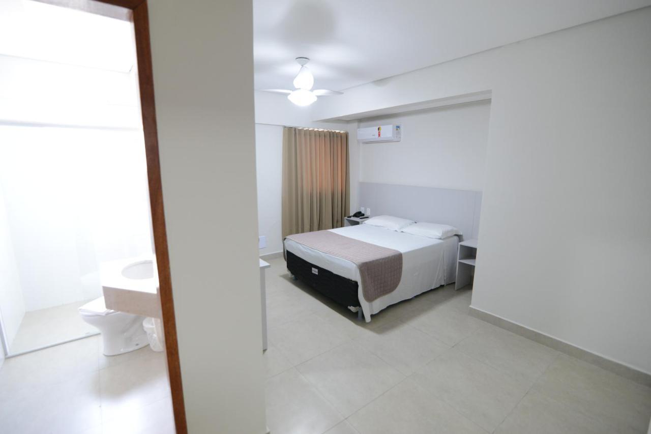 Hotel Milenio Ponte Nova Zewnętrze zdjęcie