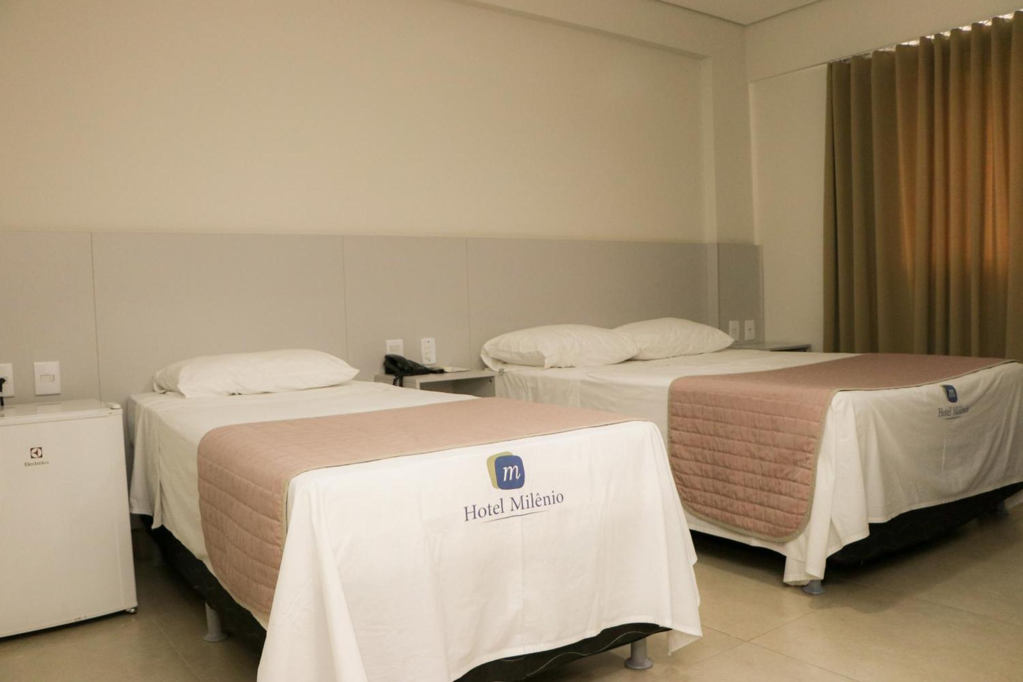Hotel Milenio Ponte Nova Zewnętrze zdjęcie